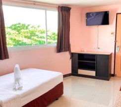 Трёхместный люкс в AA Pattaya Ville
