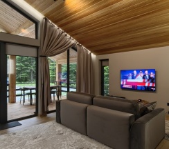 КОТТЕДЖИ ПЕРВЫЙ И ВТОРОЙ в Les Vill