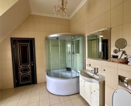 Люкс с видом на внутренний дворик 3 этаж в Manor House