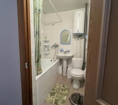 Четырёхместный номер Standard с красивым видом из окна в Альпенхауз