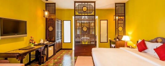 Двухместное бунгало Deluxe Sino Style двуспальная кровать в Duangjitt Resort & Spa