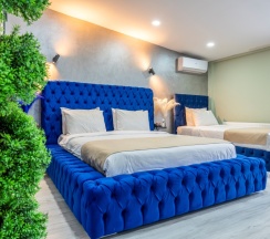 Трёхместный семейный номер Superior в Отель Monezza Hotel