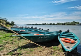 Отель AZIMUT Парк Отель Волга Астрахань в Астраханской области