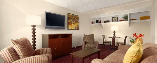 Двухместный люкс двуспальная кровать в Days Inn Las Vegas at Wild Wild West Gambling Hall