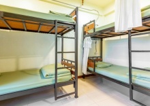 Одноместный номер Standard двуспальная кровать в OYO 928 Leaf Hostel