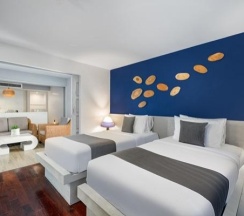 Семейный люкс Grand Deluxe с 2 комнатами в Andamantra Resort and Villa Phuket