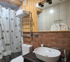 Трёхместное семейное шале Superior в Eco village