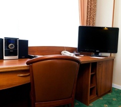 2-комнатный номер полулюкс в Максима Панорама