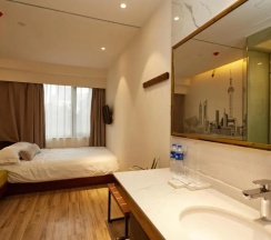 Двухместный номер No Window (двуспальная кровать) в Meego Qingwen Hotel