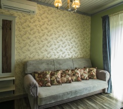 Номер улучшенный комфорт Бабье Царство в Честный Чехов