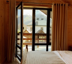 Вилла с видом на горы в Mustang