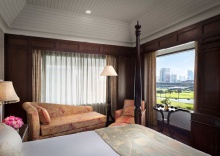 Люкс Jim Thompson Explorer с 2 комнатами в Anantara Siam Bangkok Hotel