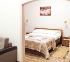 Номер комфорт с 1 двуспальной кроватью в Smart Hotel KDO Миасс