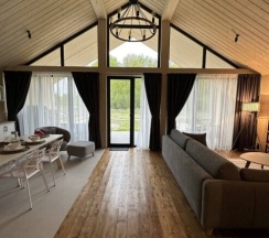 Барн 22 с сауной в BarnHouse