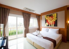 Четырёхместный люкс в Romantic Hotel Khonkaen