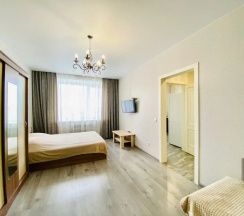 Апартаменты c 1 комнатой с балконом и с видом на город в Apartments on str. Kuybisheva, bld. 59