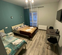 Трёхместный Стандартный номер с двуспальной и односпальной кроватями в Бархат