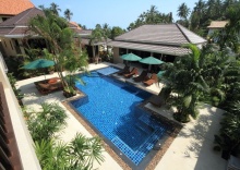 Номер Standard с балконом в Baan Sawan Samui Resort