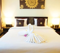 Двухместный номер Deluxe с видом на море двуспальная кровать в Lamai Inn 99 Bungalows