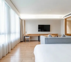Двухместный номер Business (двуспальная кровать) в JI Hotel Lujiazui Babaiban