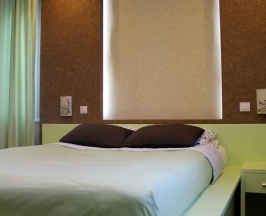 Люкс "Ночной город" в Truck house hotel