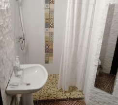 двухместный улучшенный с возможностью трёхместного размещения в Театральный