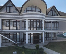 Двухместный номер Deluxe с балконом двуспальная кровать в Нина