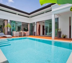 Вилла в Isawan 2BR Salt Pool Villa in Baannaraya