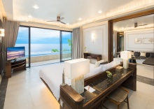 Люкс с балконом и с красивым видом из окна в Baba Beach Club Hua Hin Luxury Pool Villa Hotel by Sri Panwa