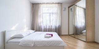 Минск: Апартаменты Апартаменты BelaTravel по адресу: Свердлова, 19