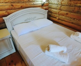  1-комнатный 4-х местный Домик с мини-кухней и террасой в Кокос