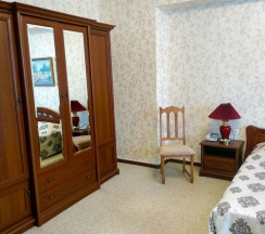 Одноместный номер первой категории Комфорт(люкс) с 2 комнатами в Нефтяник