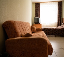 "Эконом" с двуспальной кроватью №510,511,59,50,2,69 в Октябрьская