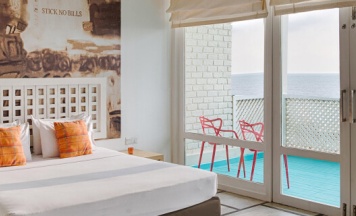 Двухместный люкс с видом на океан двуспальная кровать в Hotel J Negombo