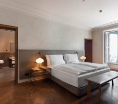 Двухместный люкс Alma Signature двуспальная кровать в Alma Barcelona