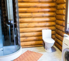 Коттедж с балконом в Подстепки house