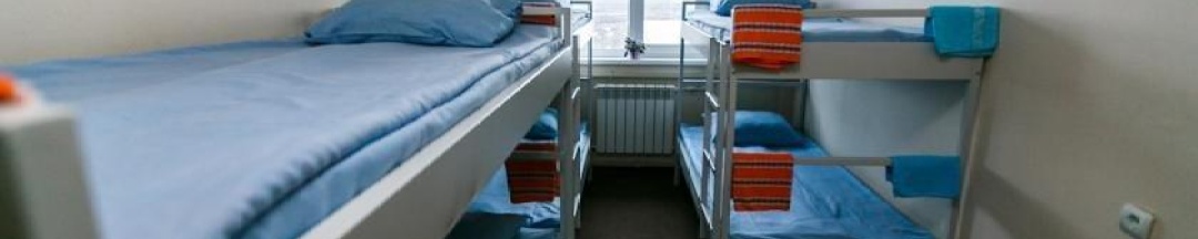 Кровать в 6-местном общем номере в Никульское