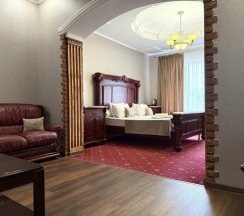 Люкс в Bridge hotel