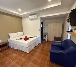 Двухместный номер Standard с видом на сад двуспальная кровать в Silver Beach Resort