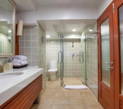Двухместный люкс c 1 комнатой 2 отдельные кровати в Dusit Thani Pattaya