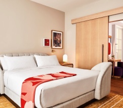 Номер Standard с видом на горы в Virgin Hotels Dallas