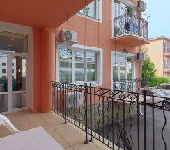 Двухместный люкс с 2 комнатами с балконом (двуспальная кровать) в Alean Family Riviera