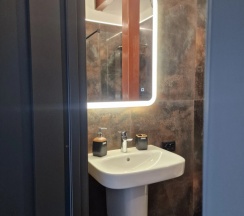 Двухместный номер Standard с балконом (2 отдельные кровати) в Loft