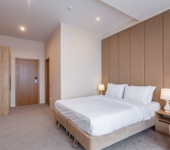 Трехместный номер с частичным видом на море в Kinney hotel sea view
