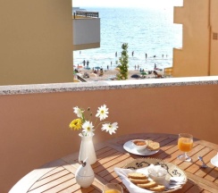 Апартаменты с 2 комнатами в Alida Del Mar