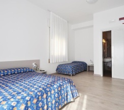 Трёхместный номер Standard в Villa Serena
