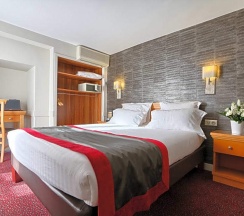 Двухместный номер Standard с балконом 2 отдельные кровати в Hotel Mondial