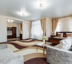 Студия с балконом и с видом на море в Дом Москвы