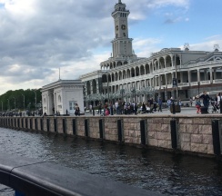 Двухуровневый апартамент Причал-18 в Причал
