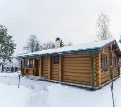 Шестиместный коттедж с 2 комнатами в Уютный дворик